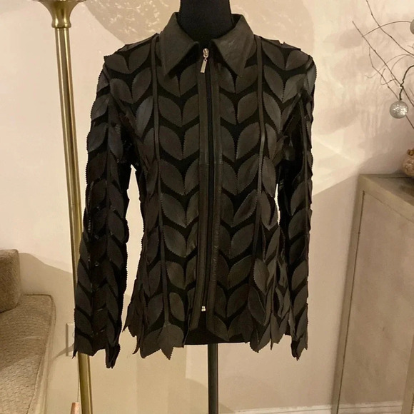 Unique leather studio leaves jacket size 44 - Picture 2 of 8
